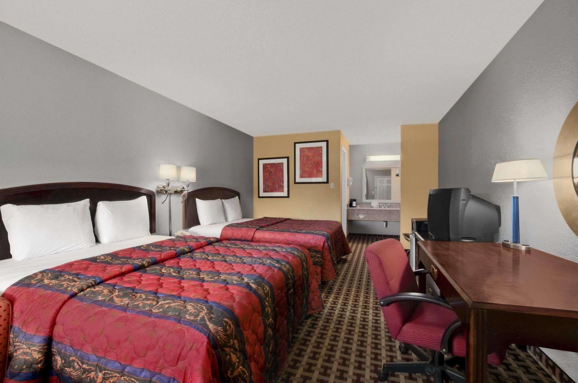 Super 8 By Wyndham Corsicana Eksteriør billede